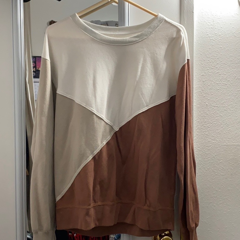 Abercrombie & Fitch  color block sweatshirt